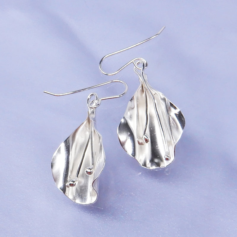 Calla Lily Earrings