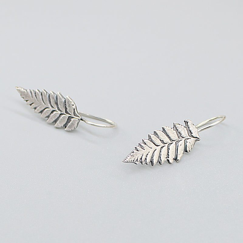 One Piece Leaf Earring