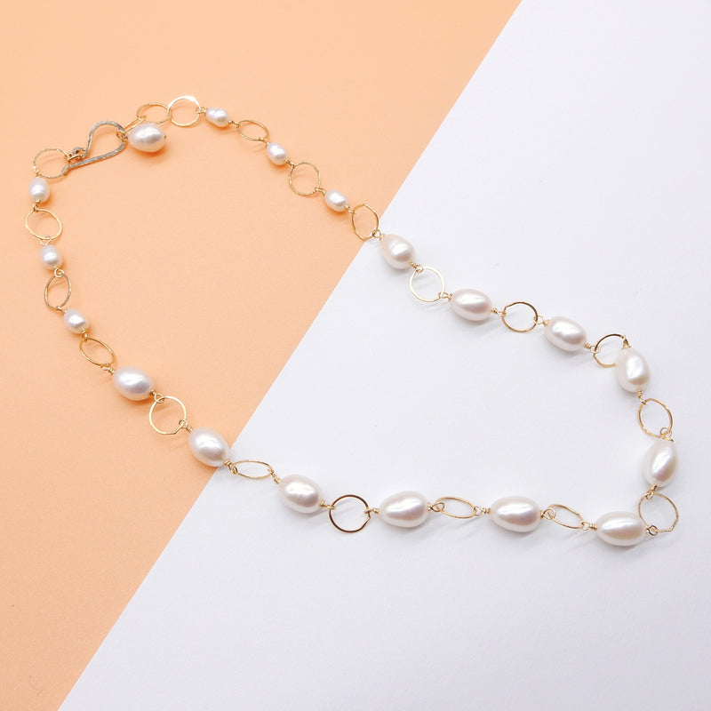 Pearl Link Necklace in Gold