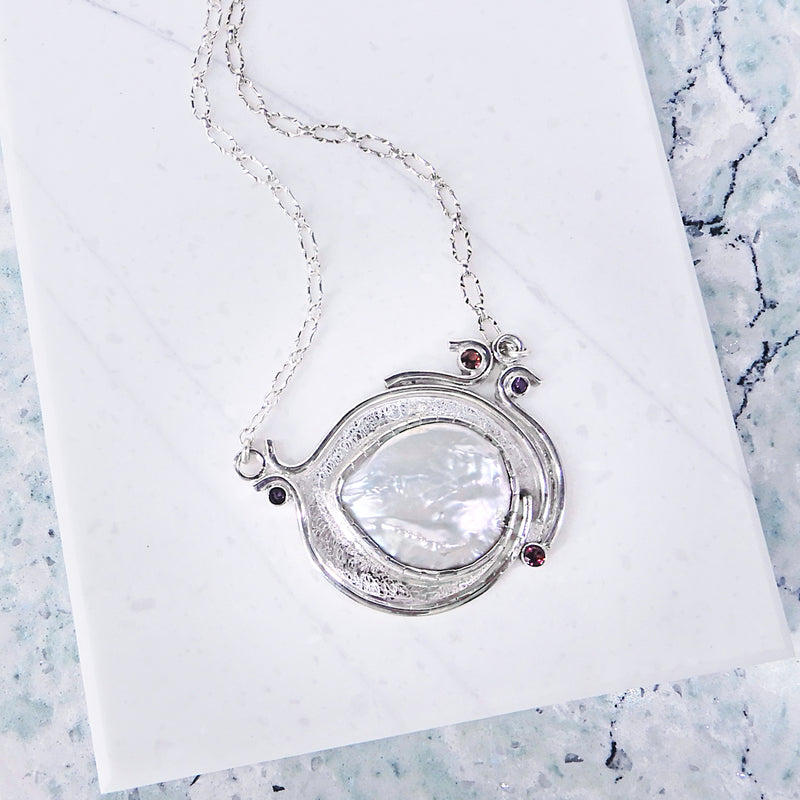 Coin Pearl With Swirl Necklace