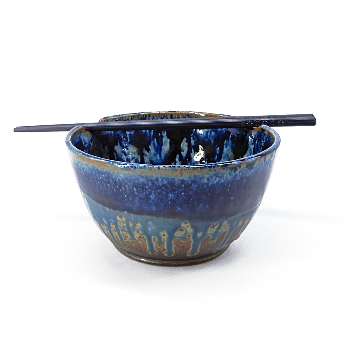 Hand-Painted Japanese Ceramic Bowl – Sky Blue & Black Glazed Ramen & Sushi Soup Bowl