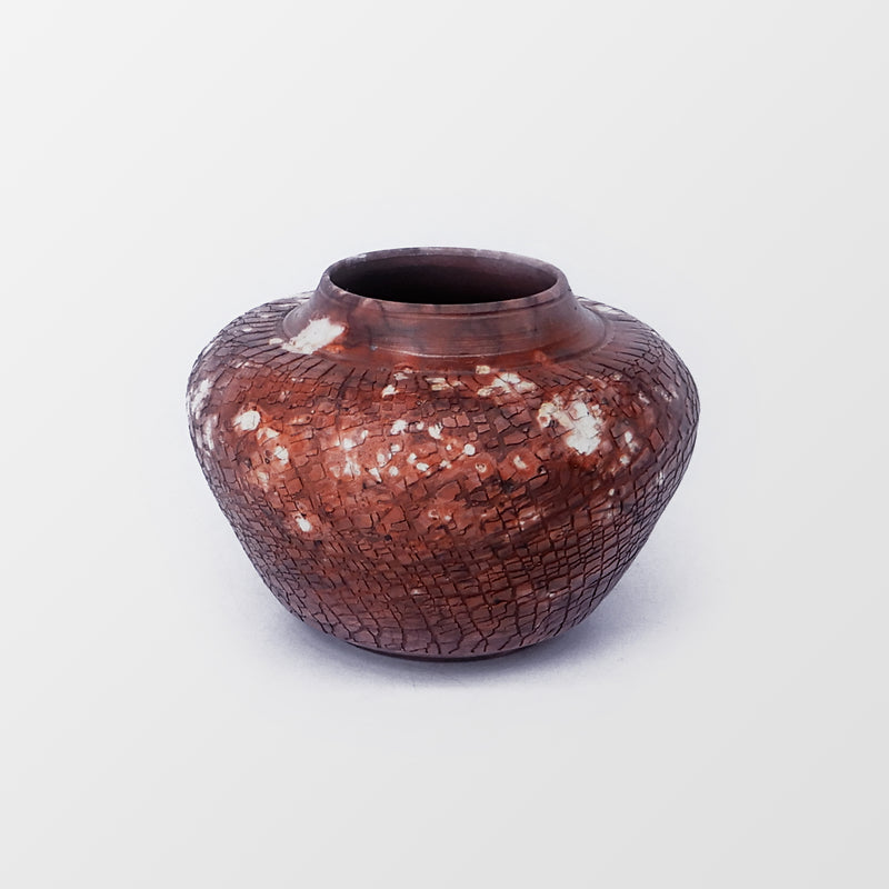Saggar Crackle Closed Form Vase